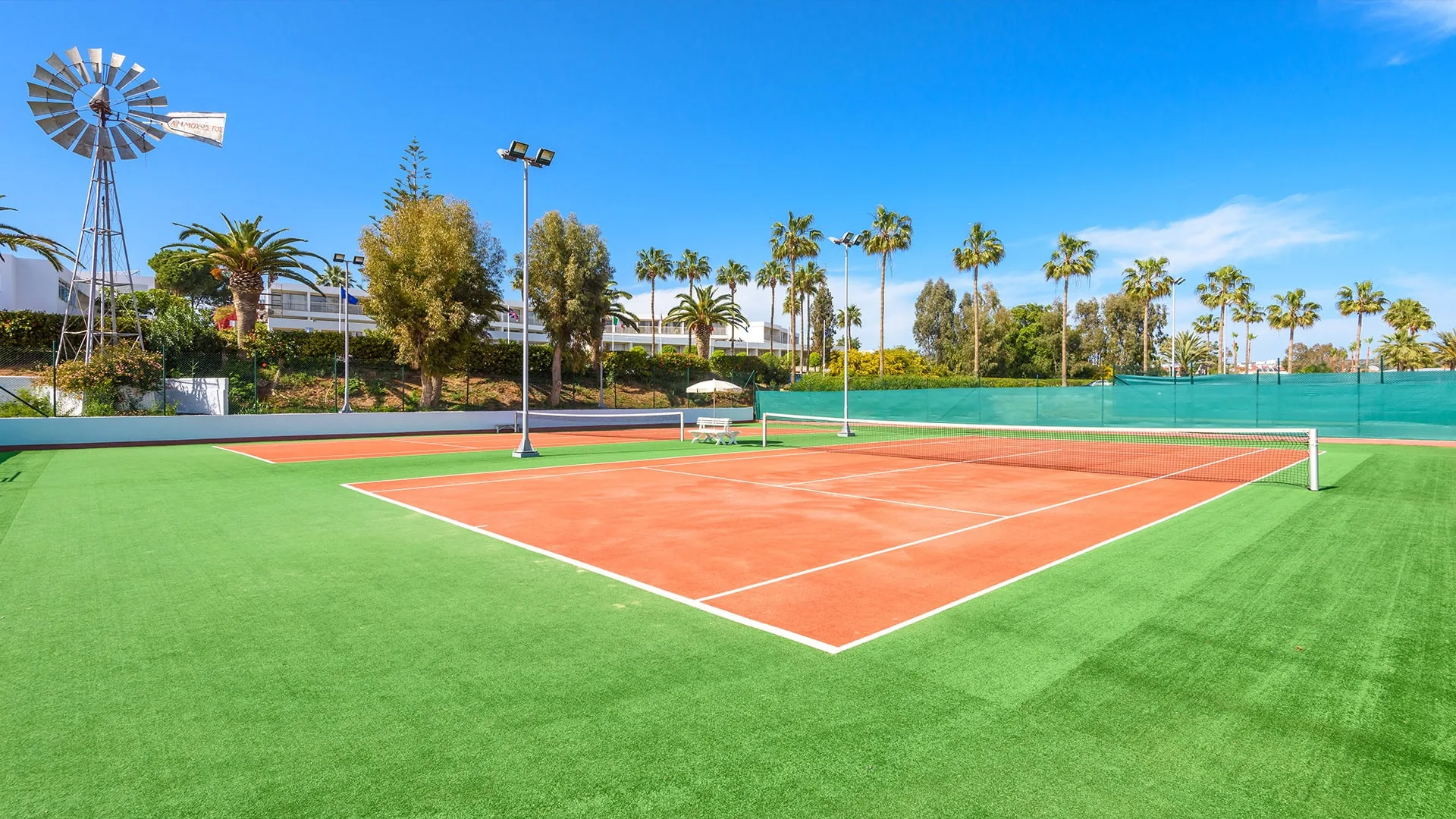 EXPERIENCES - Tennis (1920 x 1080)